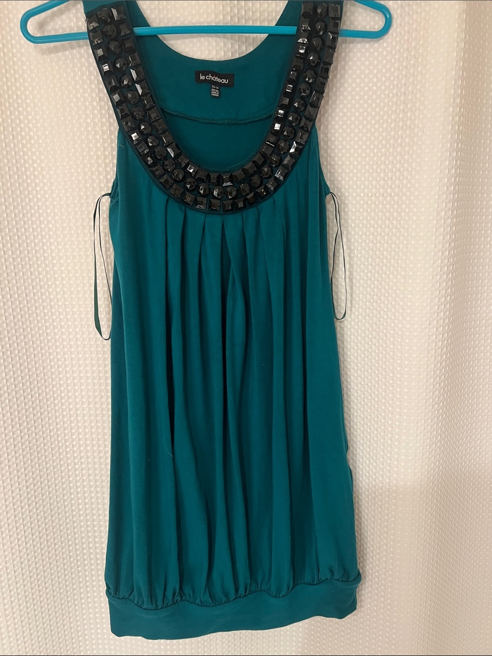 le chateau Teal Jewel-Embellished Sleeveless Pleated Tunic-made in CAN—626-031